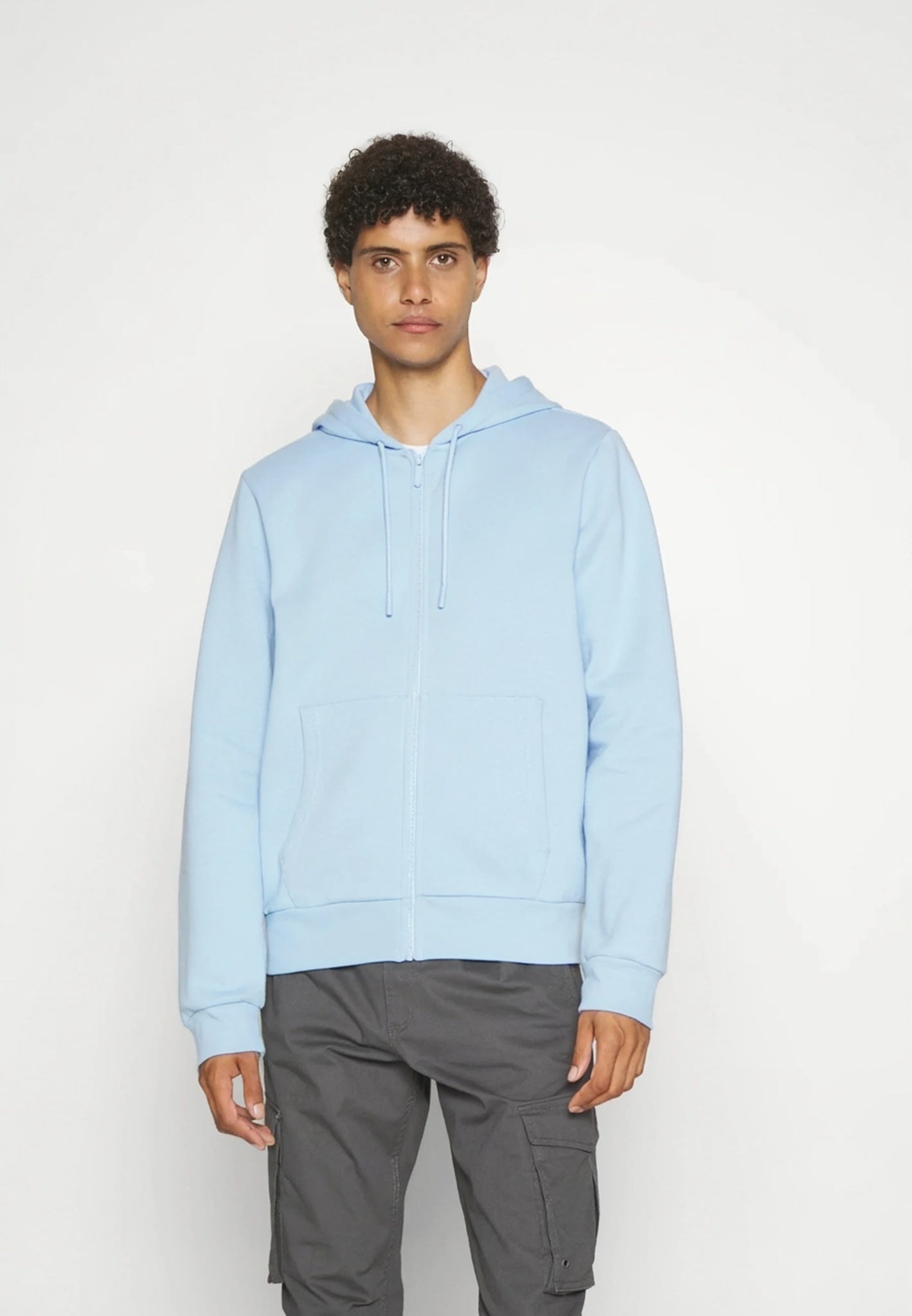 Sweat zippé à capuche bleu clair